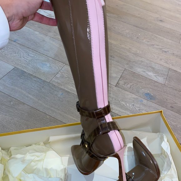 Fendi Boots Size 39 Women - Picture 2 of 6